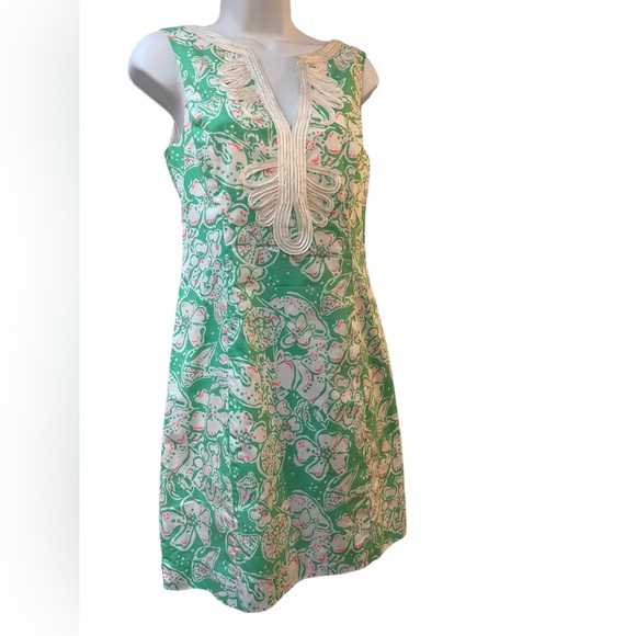 Lilly Pulitzer Janice Dress in Beach bash
Size: 2 - Picture 2 of 5